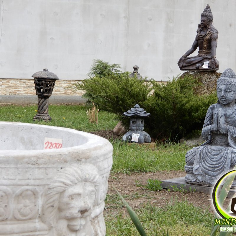 Mindent 'Is' kerti dekoráció 27